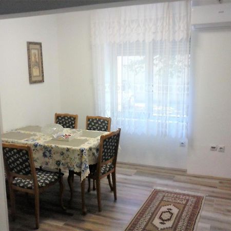 Apartman Veljic Nisz Zewnętrze zdjęcie