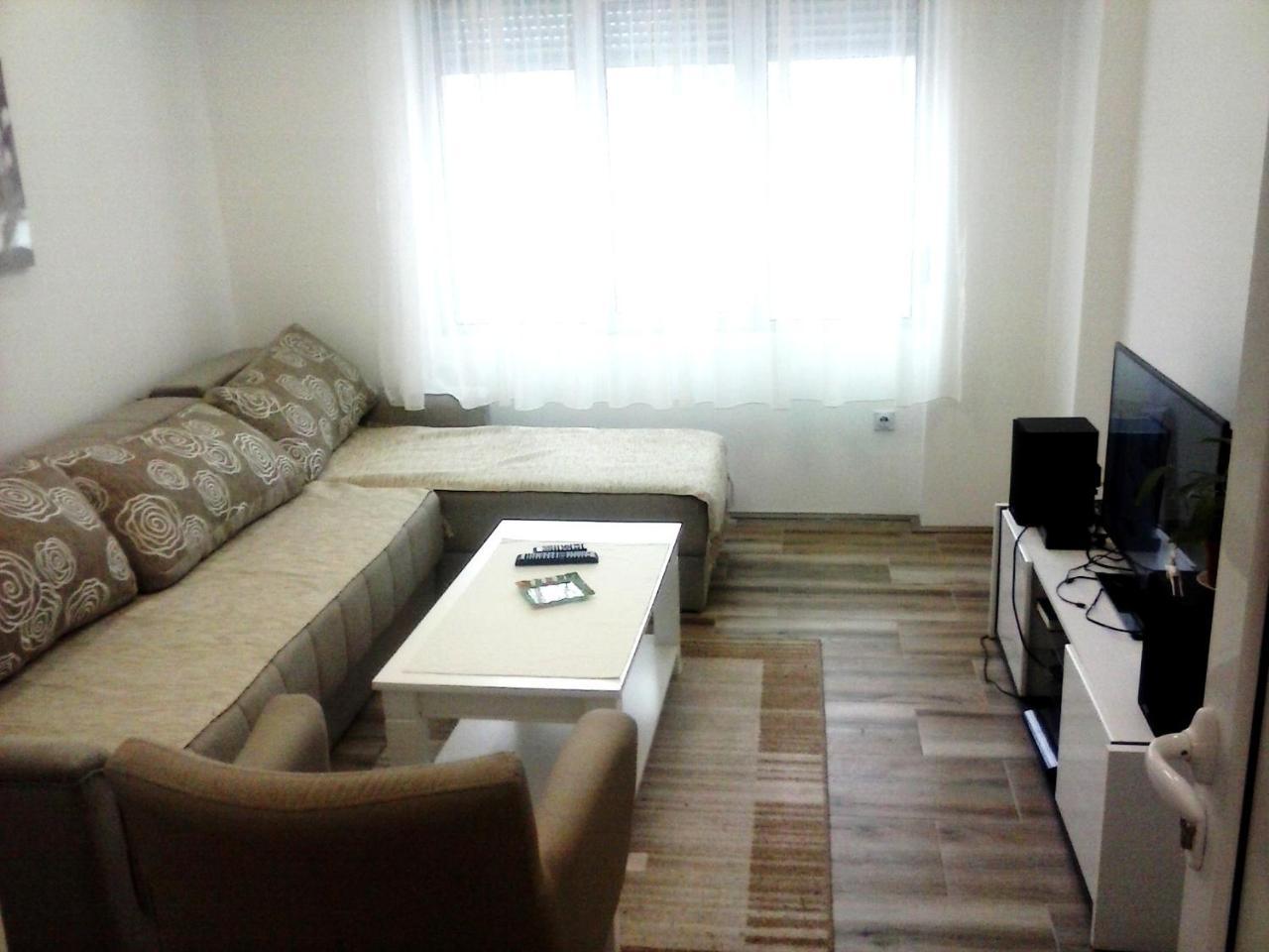 Apartman Veljic Nisz Zewnętrze zdjęcie