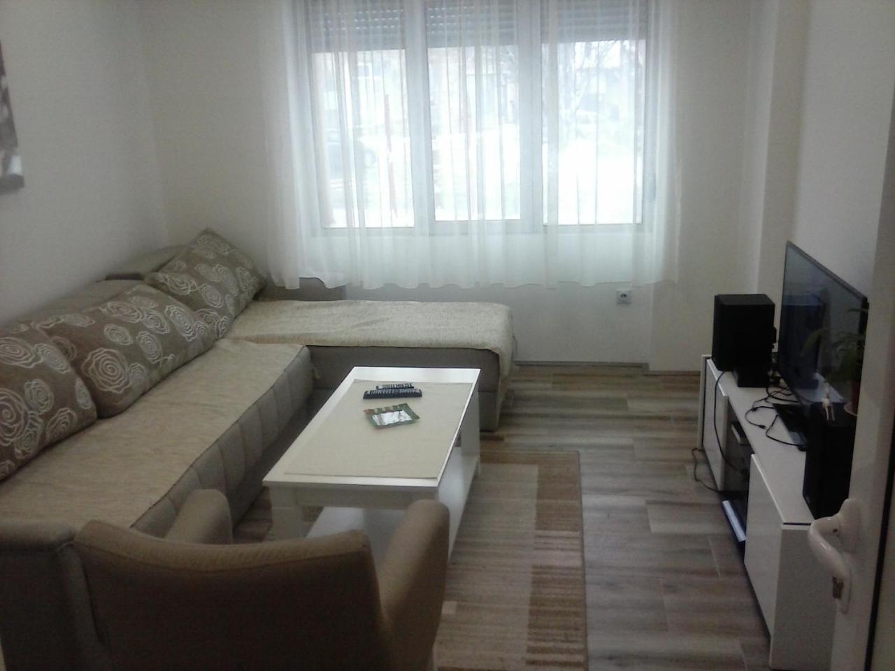 Apartman Veljic Nisz Zewnętrze zdjęcie